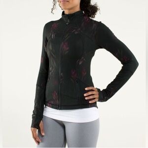 Lululemon Midnight Iris Multi Forme Running Jacket Cuffins Size 8 Workout Ready